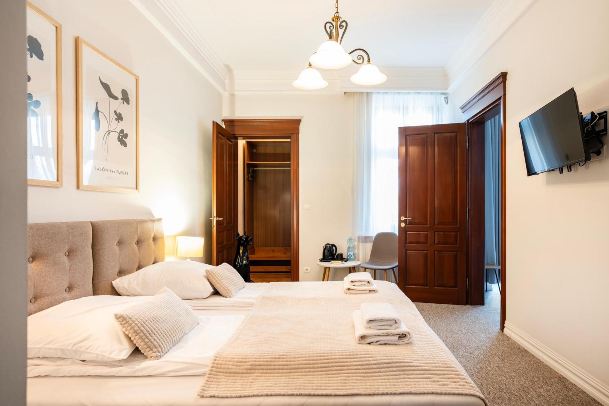 Aparthotel Maargick Krasków Eksteriør bilde